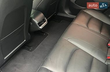 Седан Tesla Model 3 2021 в Києві