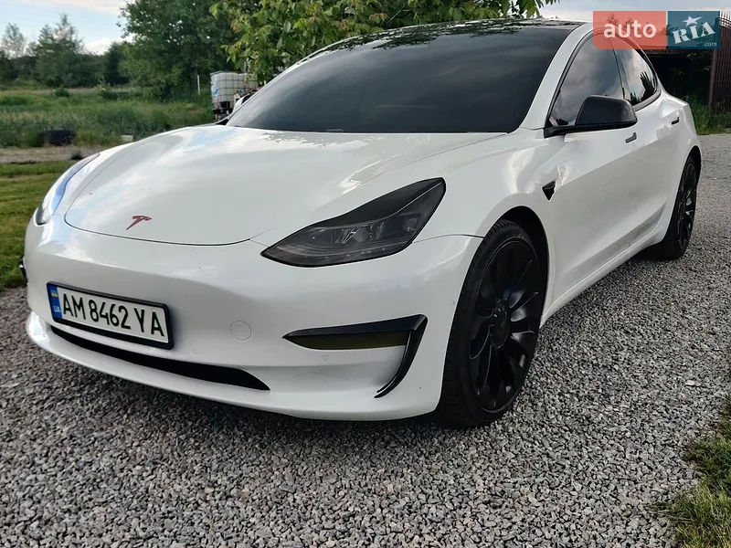 Tesla Model 3