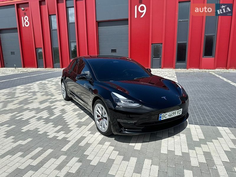 2022 Tesla Model 3, VIN 5YJ3E1EBXNF295261:plate — фото 1 (autoria)