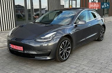 Седан Tesla Model 3 2019 в Киеве фото 2 Седан Tesla Model 3 2019 в Киеве