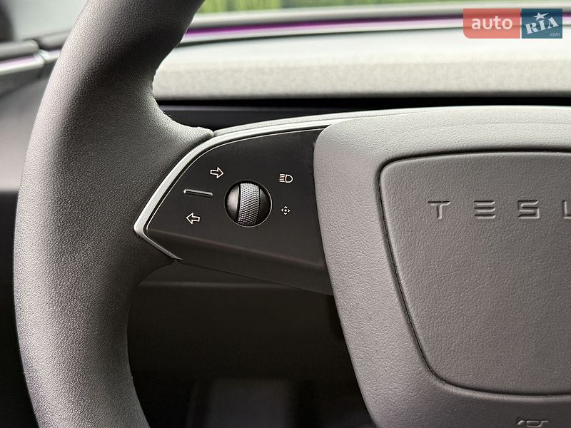 Седан Tesla Model 3 2025 в Коломиї