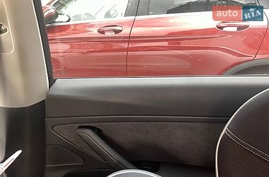 Седан Tesla Model 3 2019 в Львове