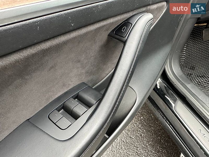 Седан Tesla Model 3 2021 в Львове