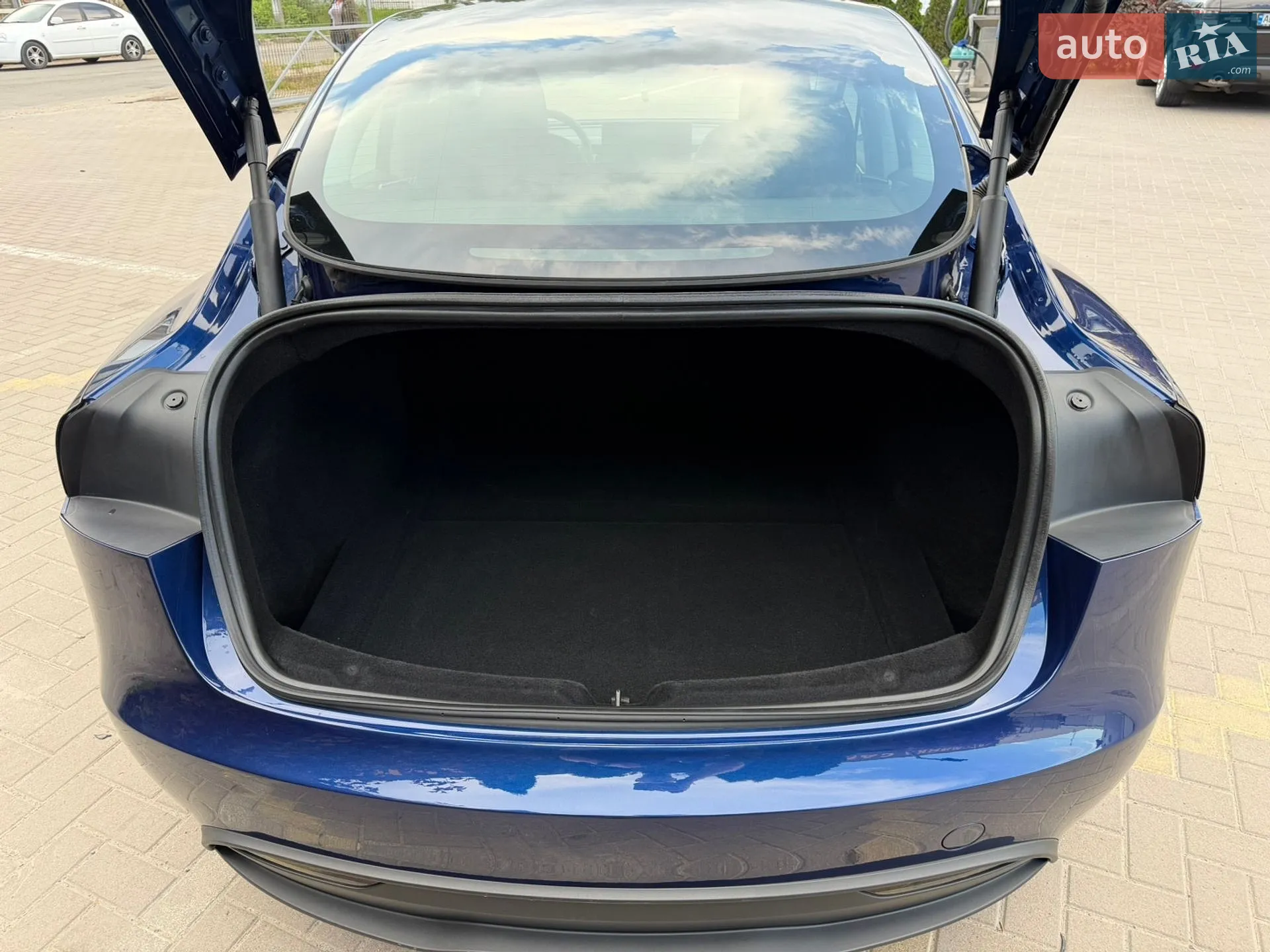 2024 Tesla Model 3 - мініатюра 12