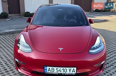 Седан Tesla Model 3 2020 в Виннице