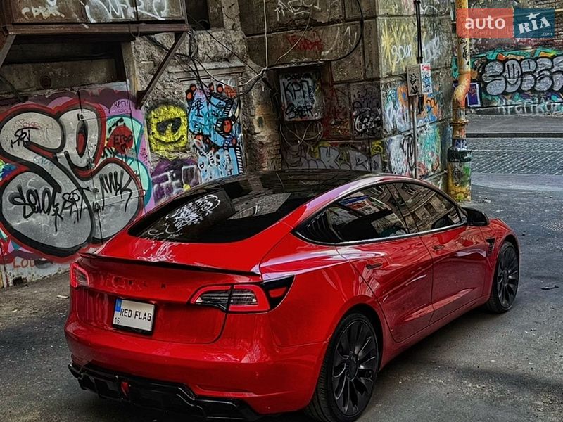 Седан Tesla Model 3 2022 в Одесі
