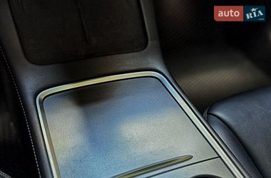 Седан Tesla Model 3 2022 в Одесі