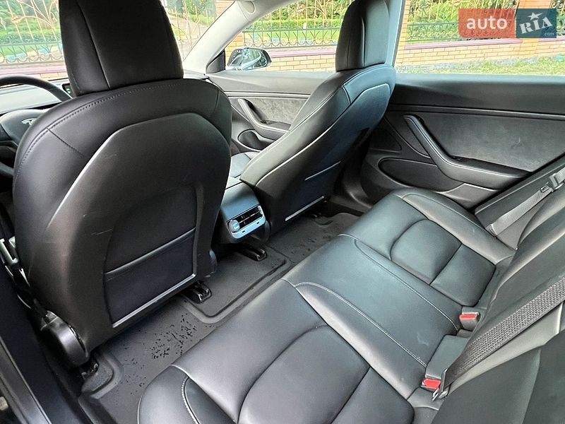 Седан Tesla Model 3 2020 в Сарнах фото 20 Седан Tesla Model 3 2020 в Сарнах