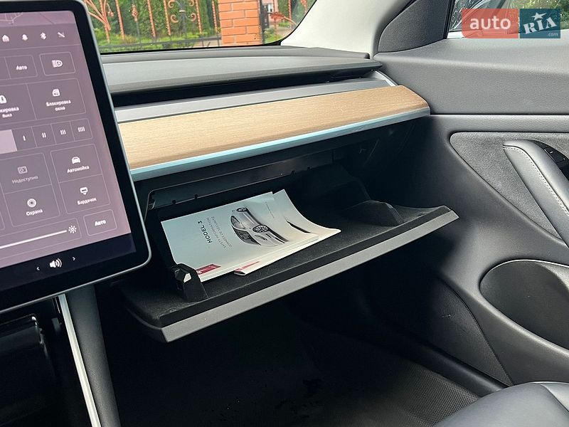 Седан Tesla Model 3 2020 в Сарнах фото 23 Седан Tesla Model 3 2020 в Сарнах
