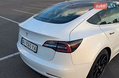 Седан Tesla Model 3 2020 в Киеве фото 3 Седан Tesla Model 3 2020 в Киеве