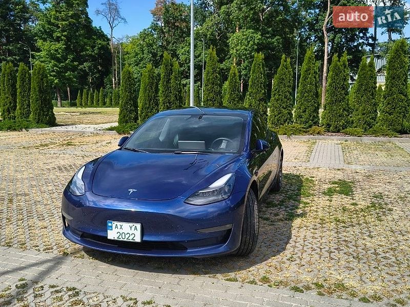 Tesla Model 3 2021