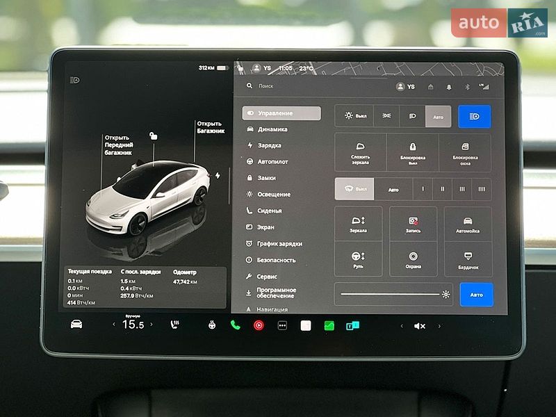 Седан Tesla Model 3 2023 в Львове