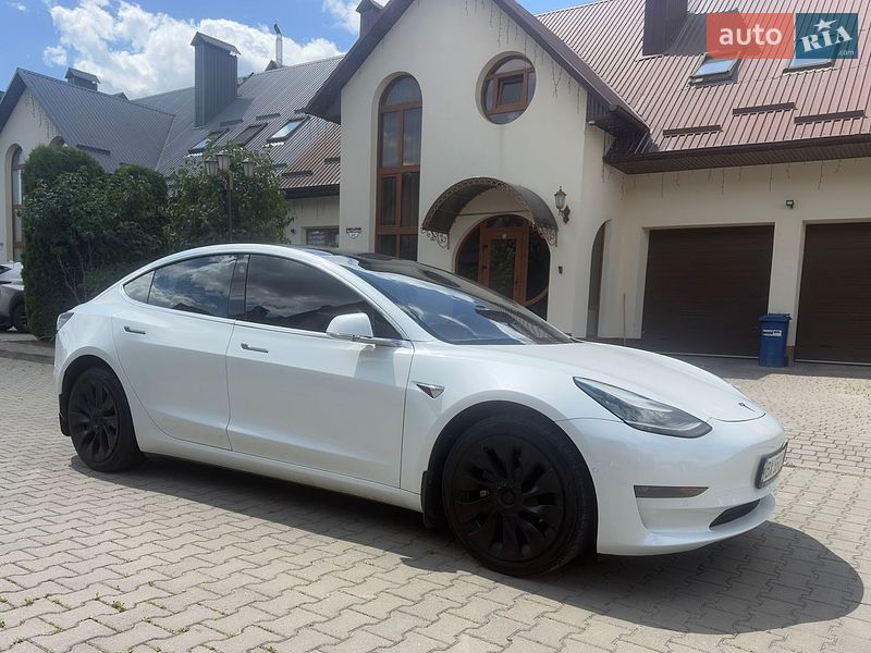 Седан Tesla Model 3 2019 в Хмельницькому