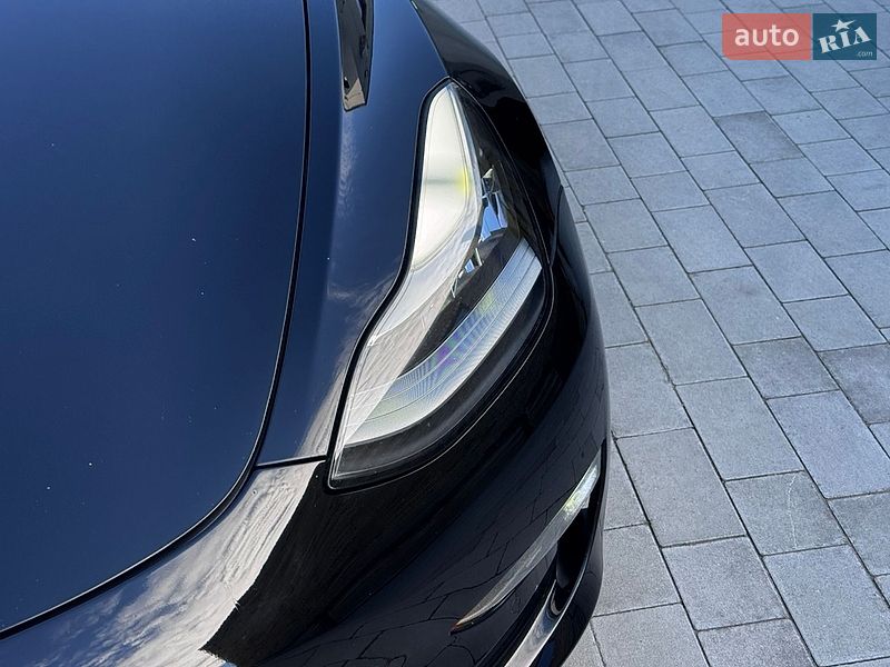 Седан Tesla Model 3 2018 в Луцьку фото 13 Седан Tesla Model 3 2018 в Луцьку