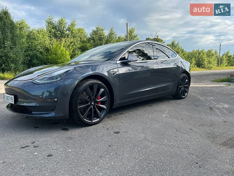 Tesla Model 3 2019