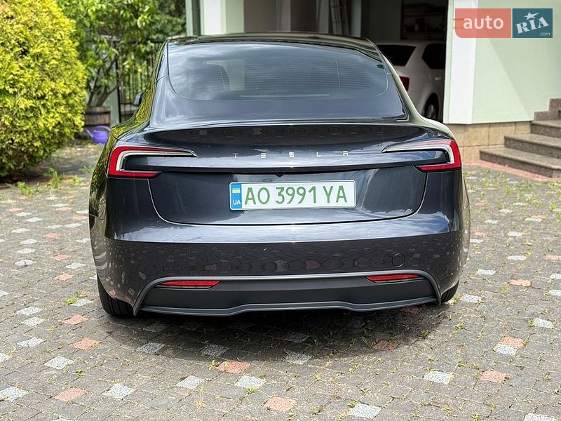 Седан Tesla Model 3 2024 в Ужгороде фото 4 Седан Tesla Model 3 2024 в Ужгороде