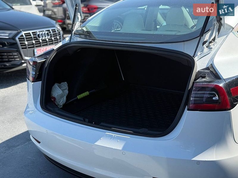 Седан Tesla Model 3 2019 в Ровно фото 52 Седан Tesla Model 3 2019 в Ровно