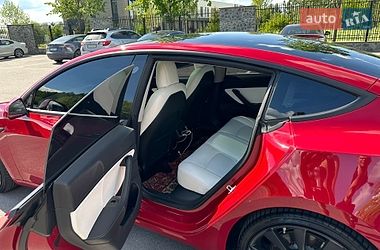 Седан Tesla Model 3 2019 в Киеве
