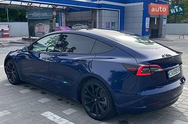 Седан Tesla Model 3 2021 в Черкассах