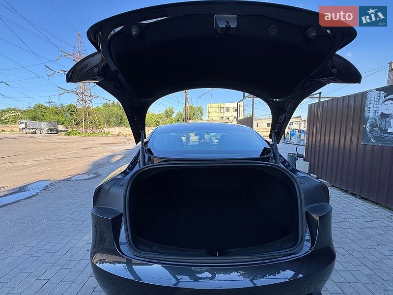 Седан Tesla Model 3 2024 в Запорожье фото 19 Седан Tesla Model 3 2024 в Запорожье