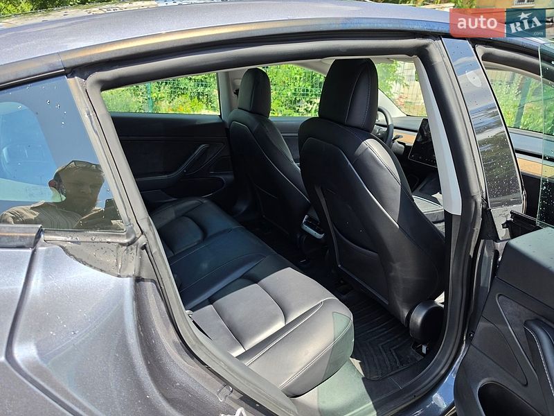 Седан Tesla Model 3 2021 в Одесі