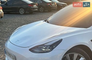 Седан Tesla Model 3 2020 в Харькове