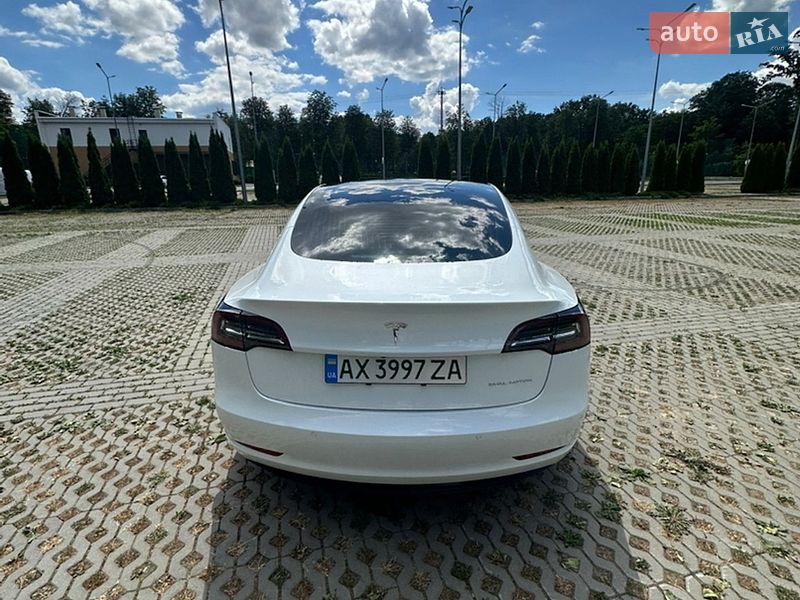 Седан Tesla Model 3 2020 в Харькове