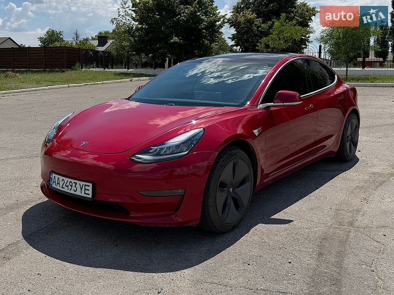 Tesla Model 3 2018