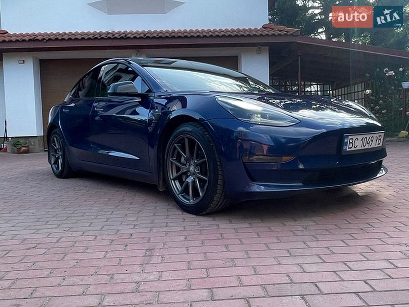 Седан Tesla Model 3 2021 в Дрогобыче фото 5 Седан Tesla Model 3 2021 в Дрогобыче