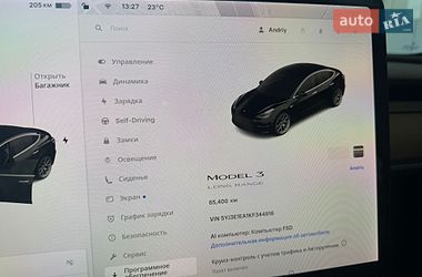 Седан Tesla Model 3 2019 в Шептицькому