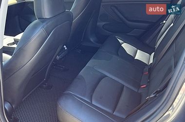 Седан Tesla Model 3 2023 в Золочеве