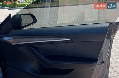 Седан Tesla Model 3 2023 в Золочеве фото 15 Седан Tesla Model 3 2023 в Золочеве