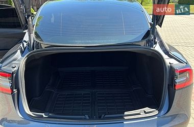 Седан Tesla Model 3 2023 в Золочеве фото 11 Седан Tesla Model 3 2023 в Золочеве