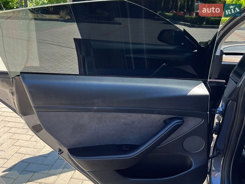 Седан Tesla Model 3 2023 в Золочеве фото 17 Седан Tesla Model 3 2023 в Золочеве