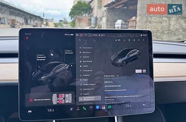 Седан Tesla Model 3 2018 в Луцке фото 3 Седан Tesla Model 3 2018 в Луцке