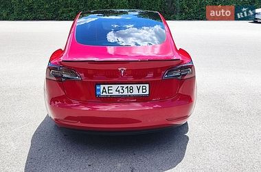 Седан Tesla Model 3 2022 в Дніпрі