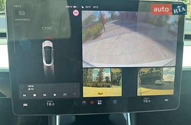 Седан Tesla Model 3 2019 в Кропивницком