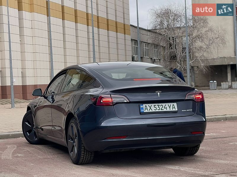 Седан Tesla Model 3 2022 в Харькове