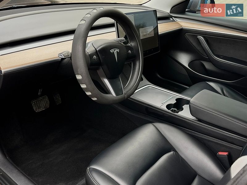Седан Tesla Model 3 2022 в Харькове