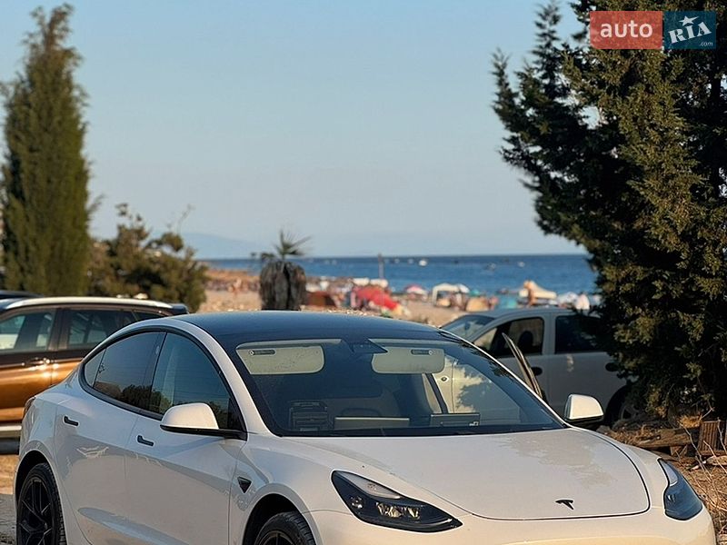 Седан Tesla Model 3 2021 в Харькове фото 3 Седан Tesla Model 3 2021 в Харькове