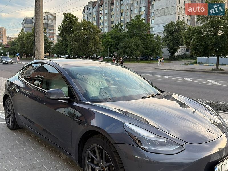 Седан Tesla Model 3 2022 в Ивано-Франковске фото 7 Седан Tesla Model 3 2022 в Ивано-Франковске