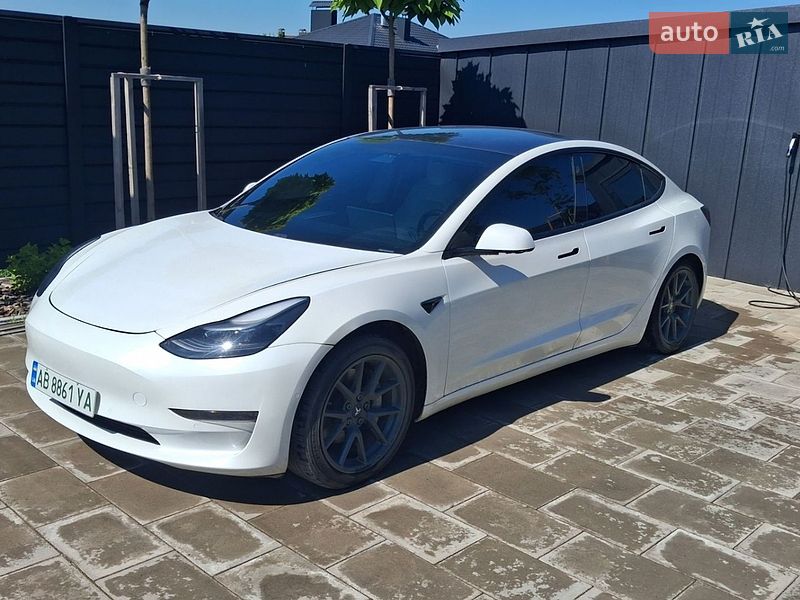 Tesla Model 3 2021