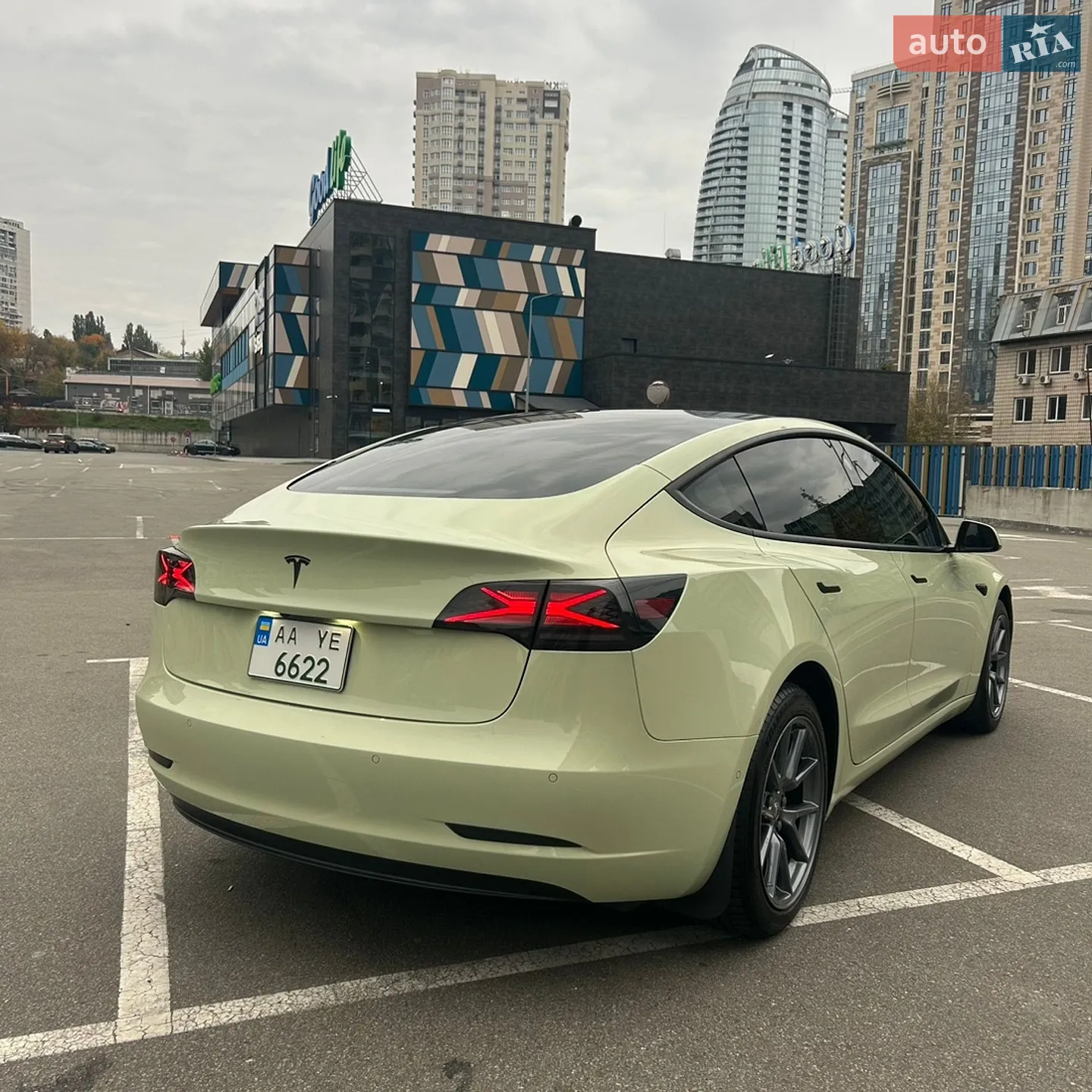 2022 Tesla Model 3 - мініатюра 6