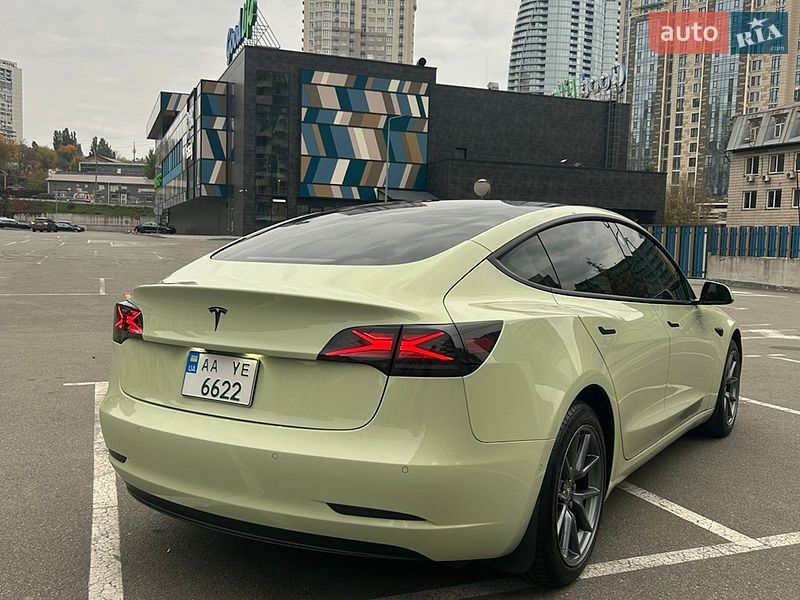 Седан Tesla Model 3 2022 в Киеве фото 6 Седан Tesla Model 3 2022 в Киеве
