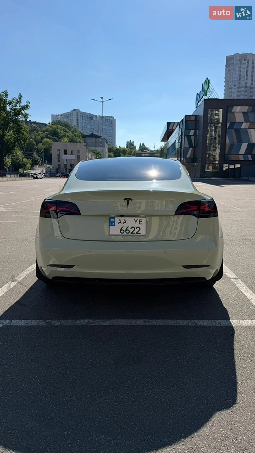 2022 Tesla Model 3 - мініатюра 17