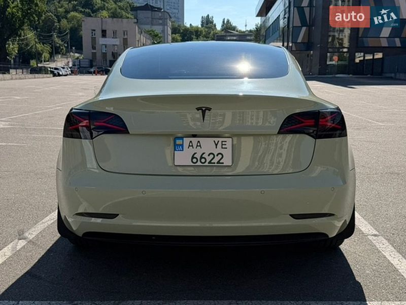 Седан Tesla Model 3 2022 в Киеве фото 17 Седан Tesla Model 3 2022 в Киеве