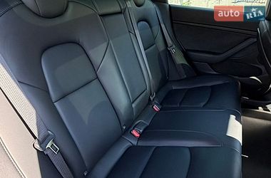 Седан Tesla Model 3 2022 в Киеве фото 31 Седан Tesla Model 3 2022 в Киеве