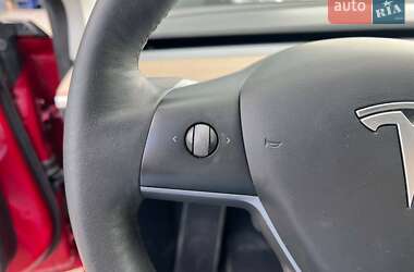 Седан Tesla Model 3 2021 в Львові