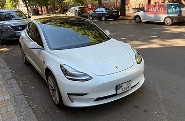 tesla model-3 2018 в Одеса від професійного продавця Юрій