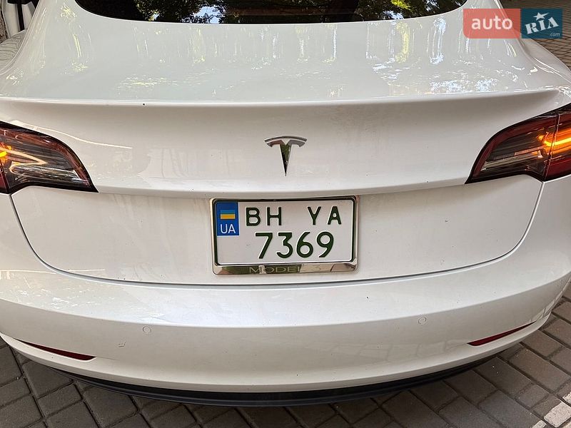 Седан Tesla Model 3 2018 в Одессе